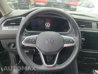 2024 Volkswagen Tiguan SE - miniatura 10