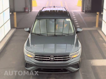 2024 Volkswagen Tiguan SE - miniatura 2