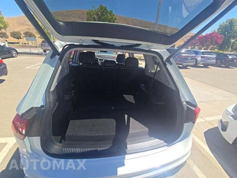 2024 Volkswagen Tiguan SE - miniatura 15