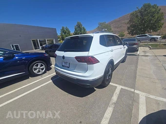 2024 Volkswagen Tiguan SE - miniatura 3