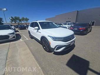 2024 Volkswagen Tiguan SE - miniatura 4