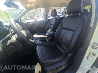 2024 Volkswagen Tiguan SE - miniatura 6