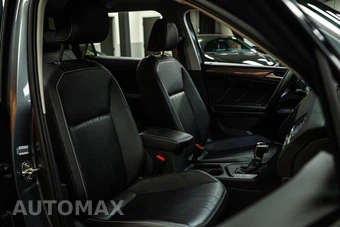 2024 Volkswagen Tiguan SE - miniatura 16