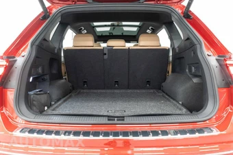 2024 Volkswagen Tiguan SE - miniatura 30