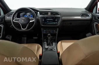 2024 Volkswagen Tiguan SE - miniatura 9
