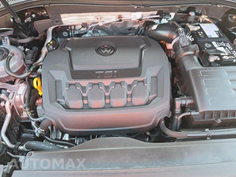 2024 Volkswagen Tiguan SE - miniatura 16