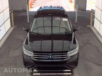 2024 Volkswagen Tiguan SE - miniatura 2