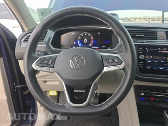 2024 Volkswagen Tiguan SE – miniatura 10