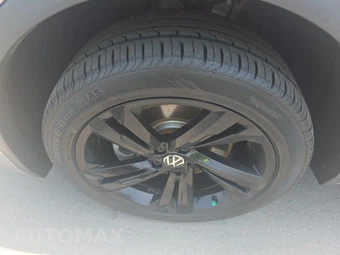 2024 Volkswagen Tiguan SE R-Line Black - miniatura 8