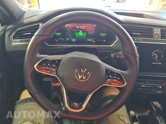 2024 Volkswagen Tiguan SE R-Line Black - miniatura 10
