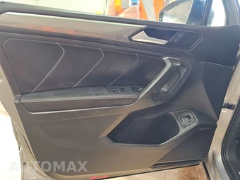 2024 Volkswagen Tiguan SE R-Line Black - miniatura 9