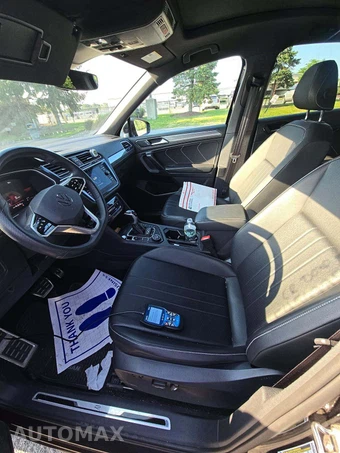 2024 Volkswagen Tiguan SE R-Line Black - miniatura 6