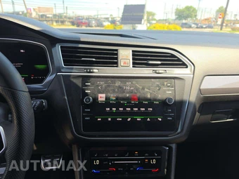 2024 Volkswagen Tiguan SE R-Line Black - miniatura 10