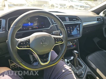 2024 Volkswagen Tiguan SE R-Line Black - miniatura 11