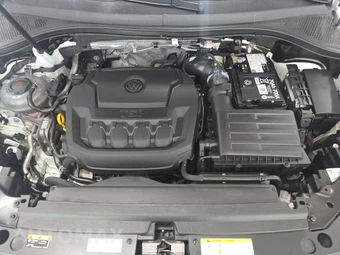 2024 Volkswagen Tiguan SE R-Line Black - miniatura 16