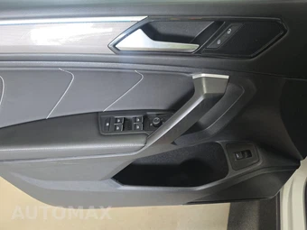 2024 Volkswagen Tiguan SE R-Line Black - miniatura 9