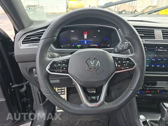 2024 Volkswagen Tiguan SE R-Line Black - miniatura 16