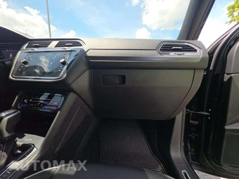 2024 Volkswagen Tiguan SEL R-Line - miniatura 16