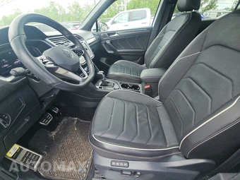 2024 Volkswagen Tiguan SEL R-Line - miniatura 12