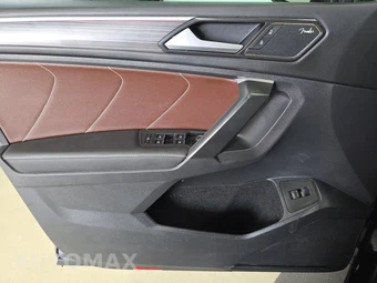 2024 Volkswagen Tiguan SEL R-Line - miniatura 9