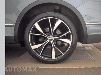2024 Volkswagen Tiguan SEL R-Line - miniatura 12