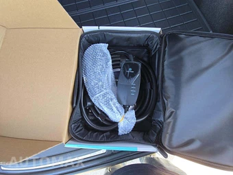 2024 Volvo C40 Recharge P8 Ultimate - miniatura 12