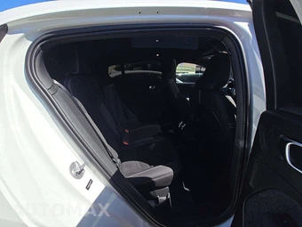 2024 Volvo C40 Recharge P8 Ultimate - miniatura 14