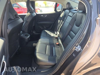 2024 Volvo S60 B5 Core Dark – miniatura 19
