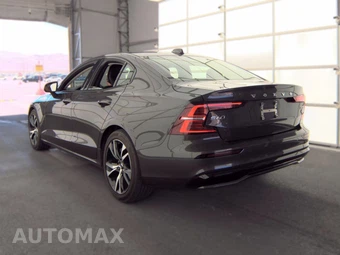 2024 Volvo S60 B5 Core Dark – miniatura 8