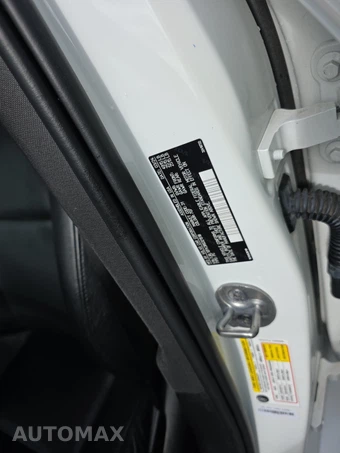 2024 Volvo S60 B5 Core Dark – miniatura 14