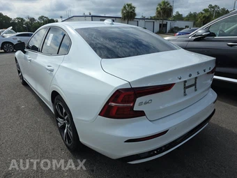2024 Volvo S60 B5 Core Dark – miniatura 6