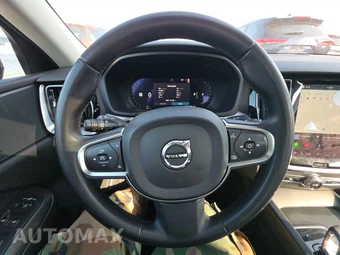2024 Volvo S60 B5 Core Dark – miniatura 16