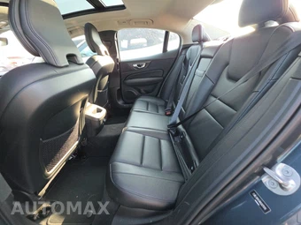 2024 Volvo S60 B5 Core Dark – miniatura 19