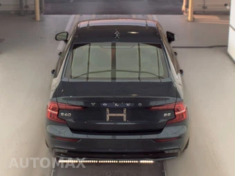 2024 Volvo S60 B5 Core Dark – miniatura 6