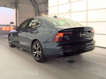 2024 Volvo S60 B5 Core Dark – miniatura 8