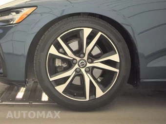 2024 Volvo S60 B5 Core Dark – miniatura 9