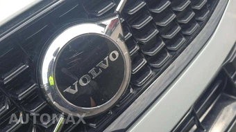 2024 Volvo S60 B5 Core Dark – miniatura 22
