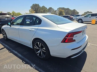 2024 Volvo S60 B5 Core Dark – miniatura 6