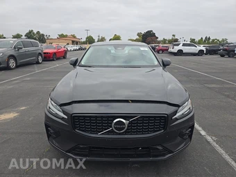 2024 Volvo S60 B5 Core Dark – miniatura 2