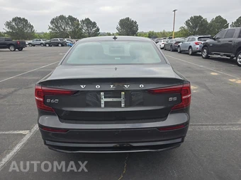 2024 Volvo S60 B5 Core Dark – miniatura 5