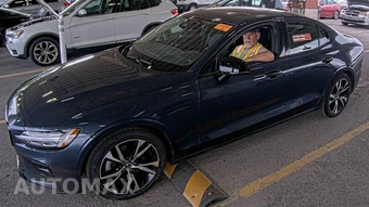 2024 Volvo S60 B5 Core Dark