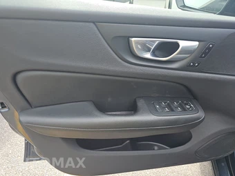 2024 Volvo S60 B5 Core Dark – miniatura 14