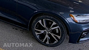 2024 Volvo S60 B5 Core Dark – miniatura 8