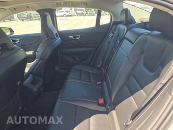 2024 Volvo S60 B5 Core Dark – miniatura 13