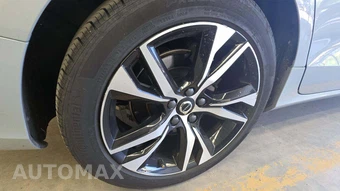 2024 Volvo S60 B5 Core Dark – miniatura 24