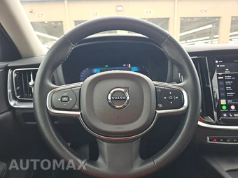 2024 Volvo S60 B5 Core Dark – miniatura 16