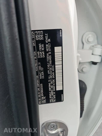 2024 Volvo S60 B5 Core Dark – miniatura 21