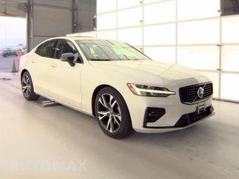 2024 Volvo S60 B5 Core Dark – miniatura 4