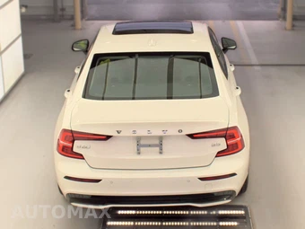 2024 Volvo S60 B5 Core Dark – miniatura 6