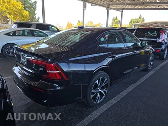 2024 Volvo S60 B5 Core Dark - miniatura 4